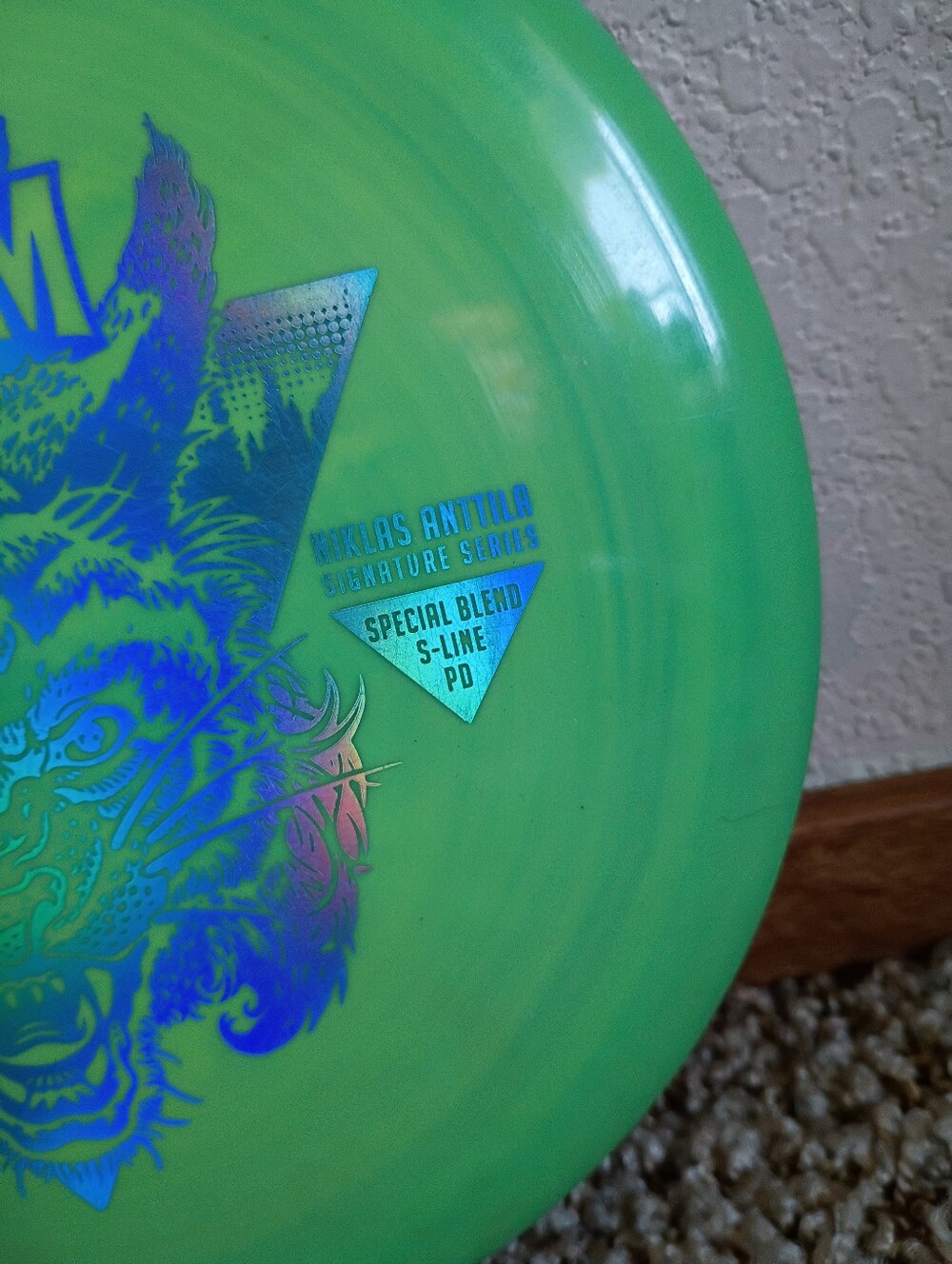 Bundle Lot of 2 Disc Golf Discs and 1 Mini Disc Marker MVP / Disc Mania Used - Picture 5 of 11